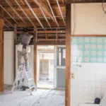 l interno di una casa in ristrutturazione