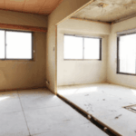 l interno di una casa in ristrutturazione